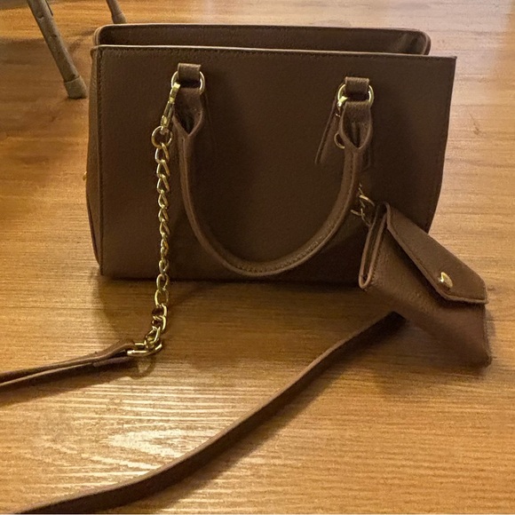 Steve Madden Tan colored handbag crossbody Gold Hardware Keychain wallet NWOT - Picture 13 of 16